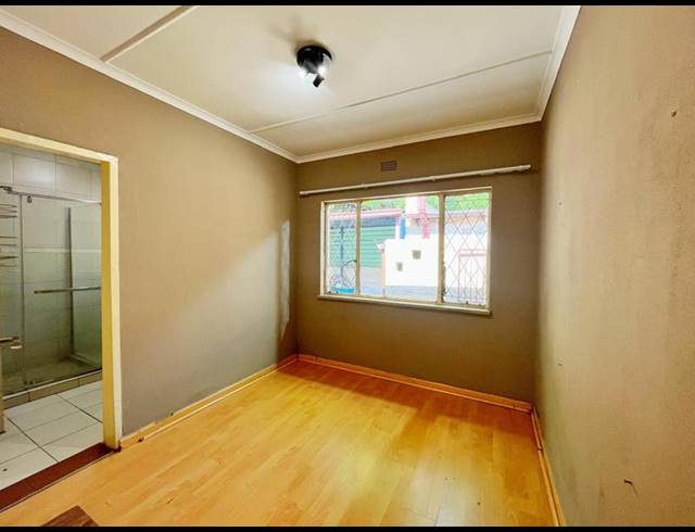 6 BEDROOM HOUSE FOR SALE IN BLAIRGOWRIE